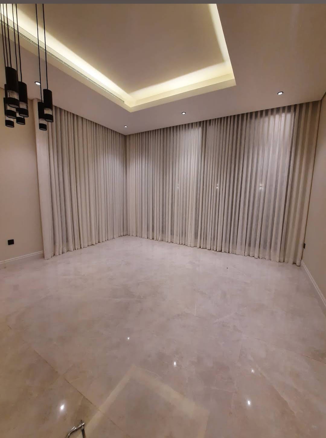 ستائر المجلس